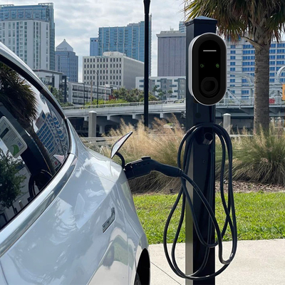 32A 3 Phase Type 2 EV Charger for Tesla Model 3 Portable and 50Hz±10Hz Grid Frequency