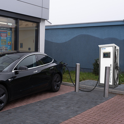 60KW Floor-standing Level 3 CCS Type 1 Chademo EV Fast Chargers for Fast and Charging